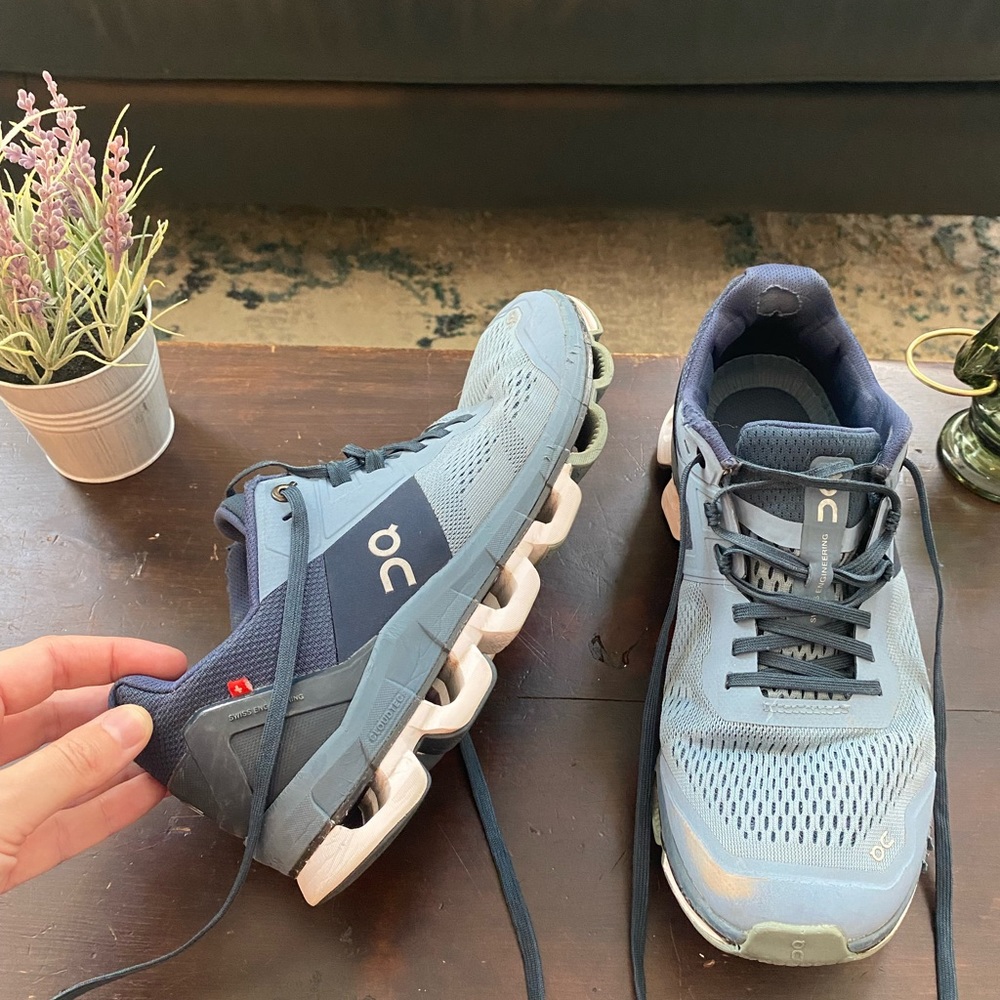 on cloud womens size 9 cloud swift cloud flow blue running shoes